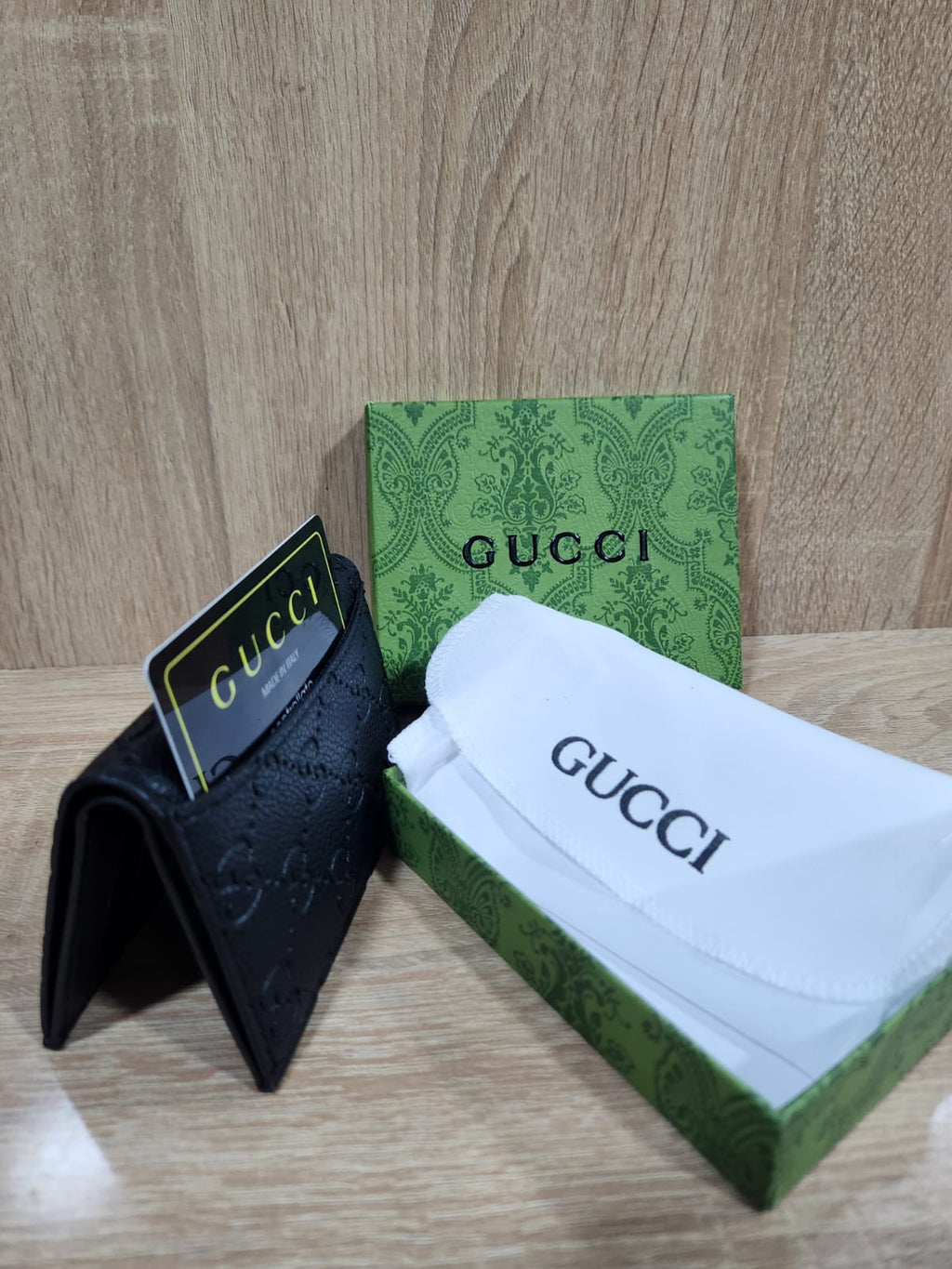 Porte feuilles gucci hommes avec packaging complet